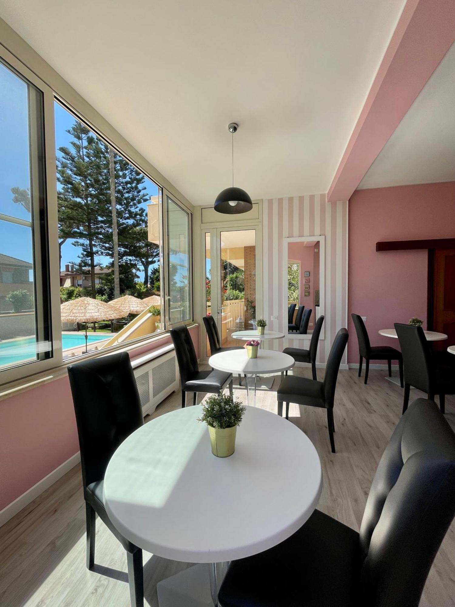 Resort La Magnolia Anzio Kültér fotó